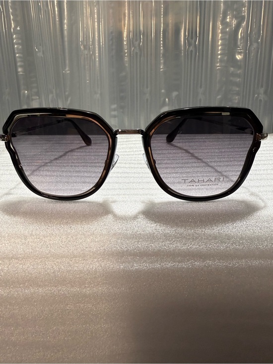 TAHARI Women’s TH782 OXSLV Geometric Sunglasses-New main image 7